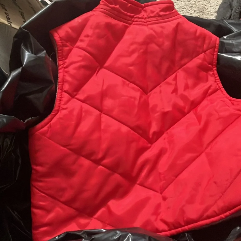 FINAL MARKDOWN Gymboree vest 2t